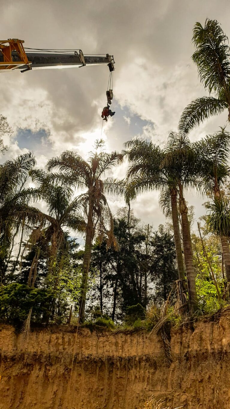Acceso aéreo con grúa